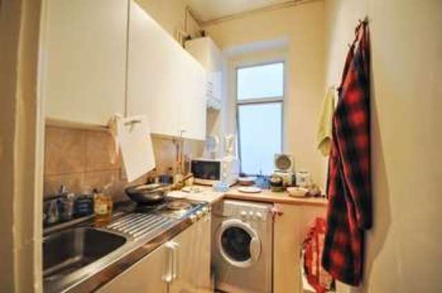  Image of 1 Bedroom Flat to rent at York Buildings  London, WC2N 6LS