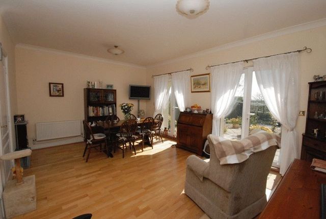  Image of 4 Bedroom Semi-Detached for sale at Aberdeen Avenue Manadon Park Plymouth, PL5 3UW