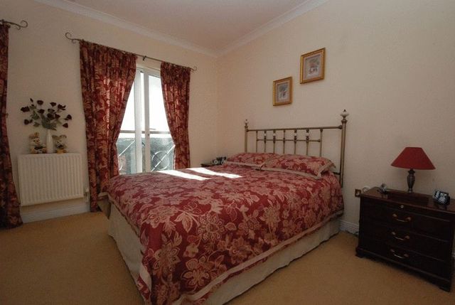  Image of 4 Bedroom Semi-Detached for sale at Aberdeen Avenue Manadon Park Plymouth, PL5 3UW