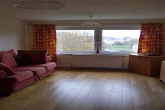  Image of 1 Bedroom Flat to rent at Glasgow, G74 3RT