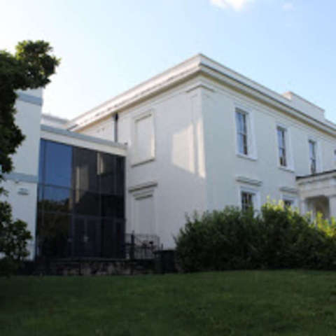  Image of 2 Bedroom Apartment to rent at Barley Mews Isleworth Road Exeter, EX4 1RG