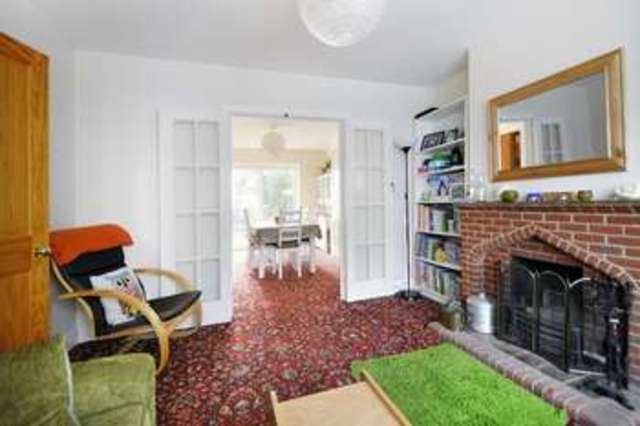  Image of 3 Bedroom Semi-Detached for sale at Chesswood Road  Worthing, BN11 2AG
