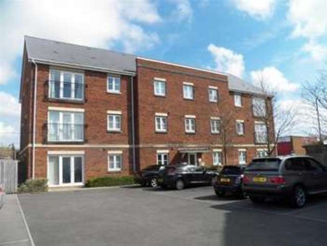  Image of 2 Bedroom Flat for sale at Clayton Drive Pontarddulais Pontarddulais, SA4 8AD