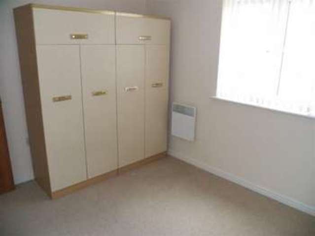  Image of 2 Bedroom Flat for sale at Clayton Drive Pontarddulais Pontarddulais, SA4 8AD