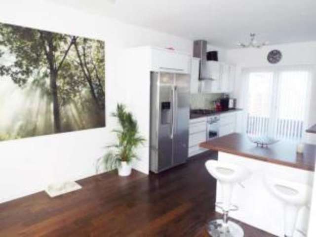 Image of 3 Bedroom Semi-Detached for sale at Whitefield Manchester Whitefield, M45 6DF