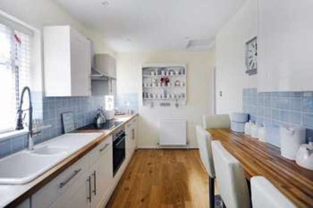  Image of 3 Bedroom Bungalow for sale at Dawes Close  Worthing, BN11 2LB