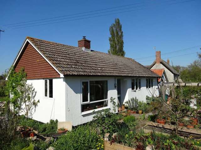  Image of 2 Bedroom Bungalow for sale at Duck Lane Limington Yeovil, BA22 8EL