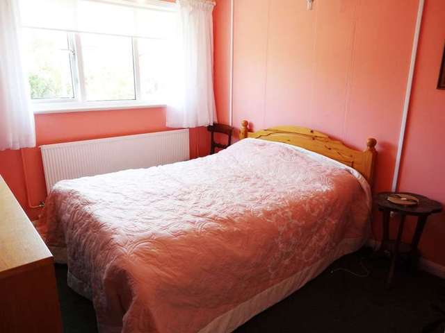  Image of 2 Bedroom Bungalow for sale at Duck Lane Limington Yeovil, BA22 8EL