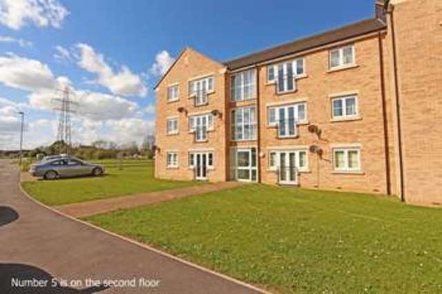  Image of 2 Bedroom Flat for sale at Falcon Way  Bourne, PE10 0GR