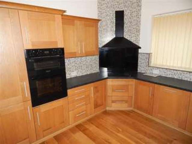  Image of 3 Bedroom Property for sale at Graigwen Road Pontypridd Pontypridd, CF37 2HD