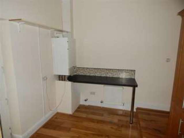  Image of 3 Bedroom Property for sale at Graigwen Road Pontypridd Pontypridd, CF37 2HD