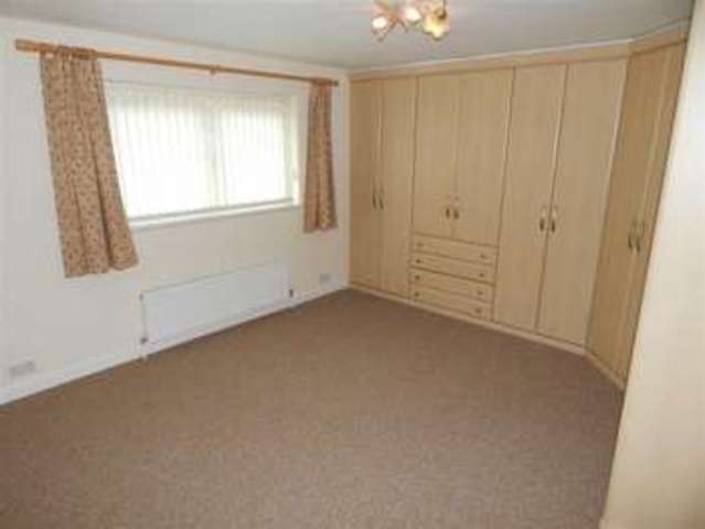  Image of 3 Bedroom Property for sale at Graigwen Road Pontypridd Pontypridd, CF37 2HD