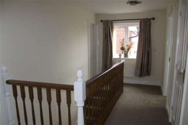  Image of 3 Bedroom Detached to rent at Bury, BL9 9GA