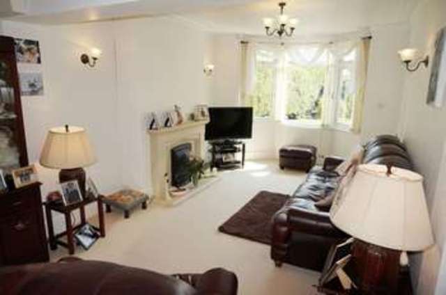  Image of 4 Bedroom Detached for sale at Hamilton Road  Taunton, TA1 2EP