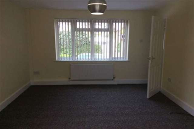  Image of 3 Bedroom Terraced to rent at Westerham, TN16 1EG