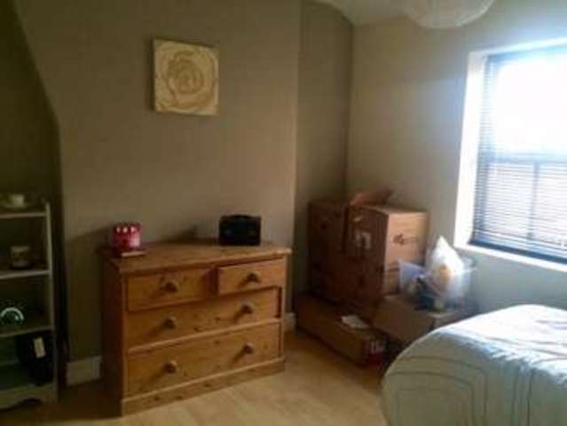  Image of 3 Bedroom Semi-Detached for sale at Burntwood Staffordshire Burntwood, WS7 3XN