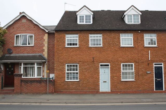  Image of 2 Bedroom Terraced for sale at High Street  Pershore, WR10 1EQ