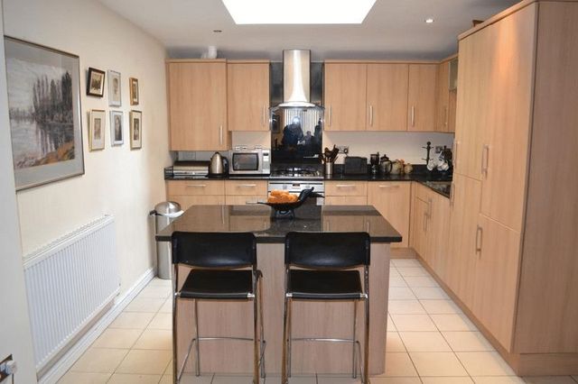  Image of 3 Bedroom Terraced for sale at Stocks Close Hildenborough Tonbridge, TN11 8AY