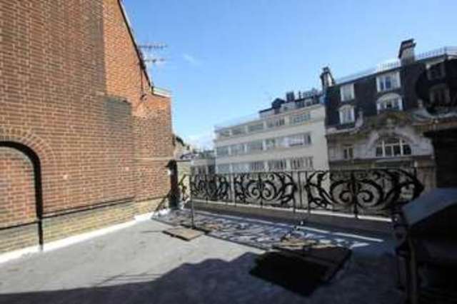  Image of 1 Bedroom Flat to rent at London WC1V 6RD Holborn, WC1V 6RD
