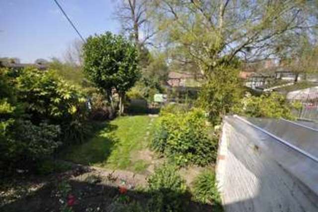  Image of 2 Bedroom Terraced for sale at Macclesfield Cheshire Macclesfield, SK10 2PY