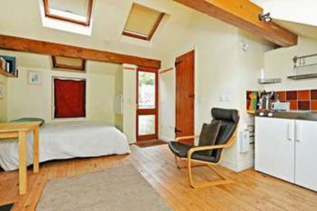  Image of 4 Bedroom Terraced for sale at Kingsdown Parade Kingsdown Bristol, BS6 5UF