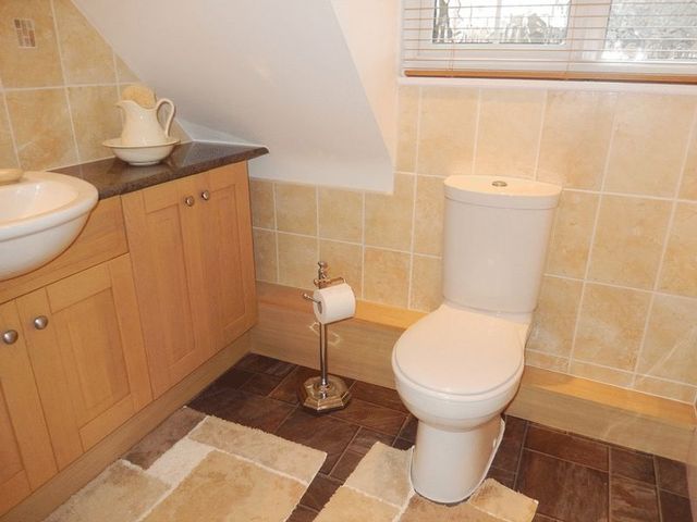  Image of 4 Bedroom Property for sale at Main Street  Eastwell, LE14 4EH