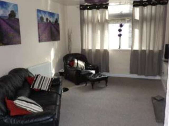  Image of 1 Bedroom Flat for sale at Northwich Cheshire Wincham, CW9 5LY