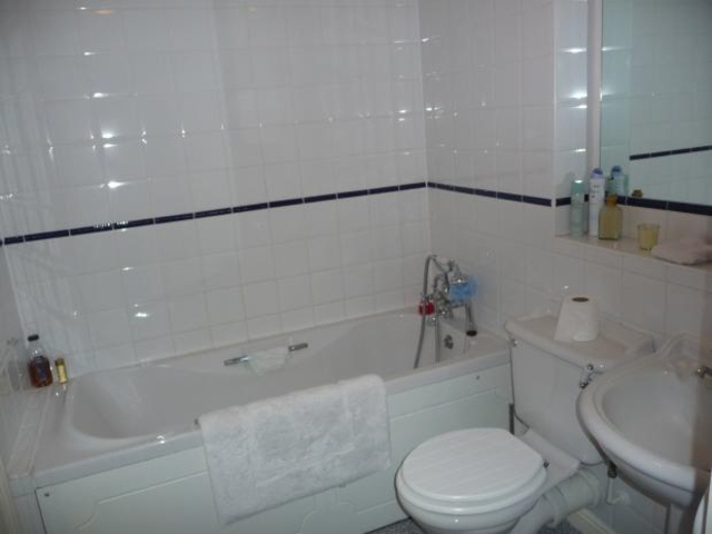  Image of 3 Bedroom Detached to rent at Marchwood Southampton Not specified, SO40 4AH