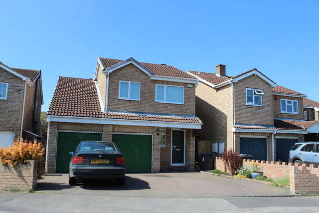  Image of 3 Bedroom Detached for sale at Selby Brayton, YO8 9XF