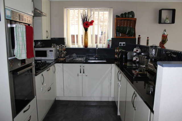  Image of 3 Bedroom Detached for sale at Selby Brayton, YO8 9XF