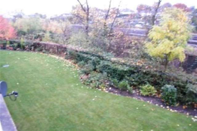  Image of 2 Bedroom Flat to rent at Birmingham, B31 2PW