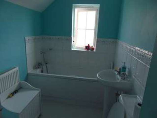  Image of 4 Bedroom Semi-Detached to rent at Pannell Drive Hawkinge Folkestone, CT18 7QP