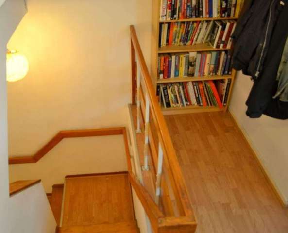  Image of 2 Bedroom Flat to rent at Aldgate East, E1 7EB