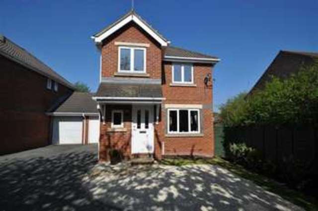  Image of 3 Bedroom Property for sale at Pirie Avenue Worcester Worcester, WR4 0NE