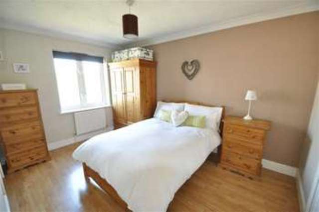  Image of 3 Bedroom Property for sale at Pirie Avenue Worcester Worcester, WR4 0NE