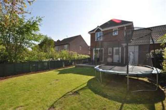  Image of 3 Bedroom Property for sale at Pirie Avenue Worcester Worcester, WR4 0NE