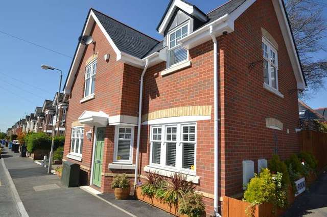  Image of 2 Bedroom Detached for sale at Poole, BH15 2DN