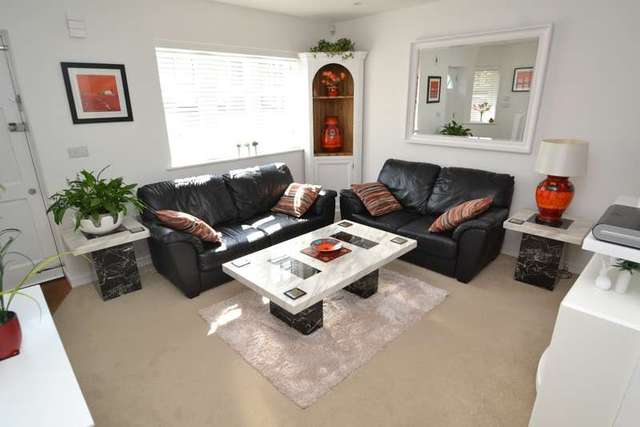  Image of 2 Bedroom Detached for sale at Poole, BH15 2DN
