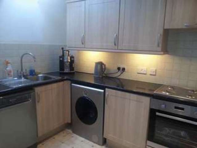 Image of 2 Bedroom Flat to rent at Rowley Road  Torquay, TQ1 4PW