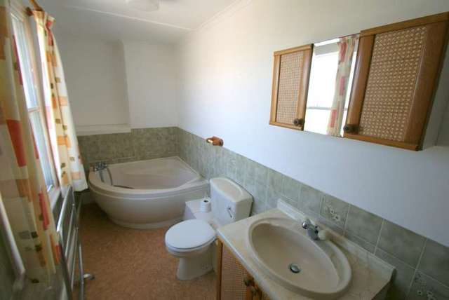  Image of 2 Bedroom Apartment to rent at The Beach  Walmer, CT14 7HJ