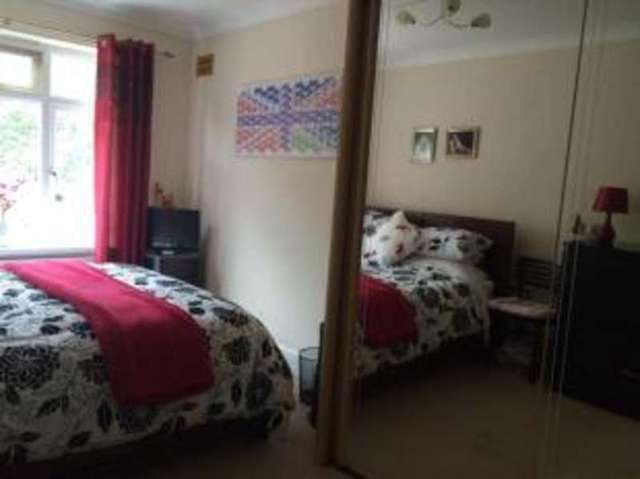  Image of 2 Bedroom Flat for sale at Torquay Devon Barton, TQ2 7QG