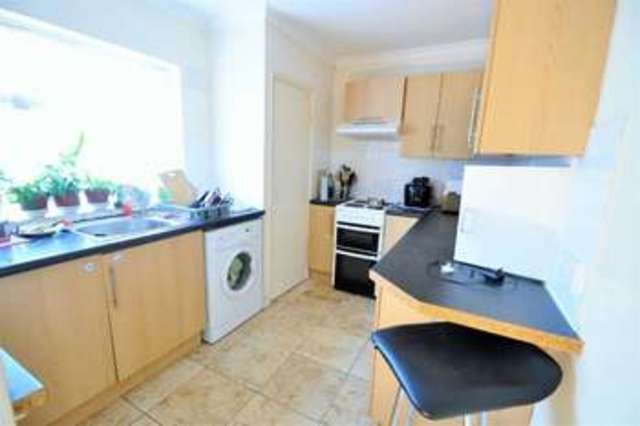  Image of 1 Bedroom Flat for sale at Chislehurst Kent Chislehurst, BR7 6DF