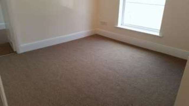  Image of 3 Bedroom Terraced to rent at Victoria Road  Ripley, DE5 3FW