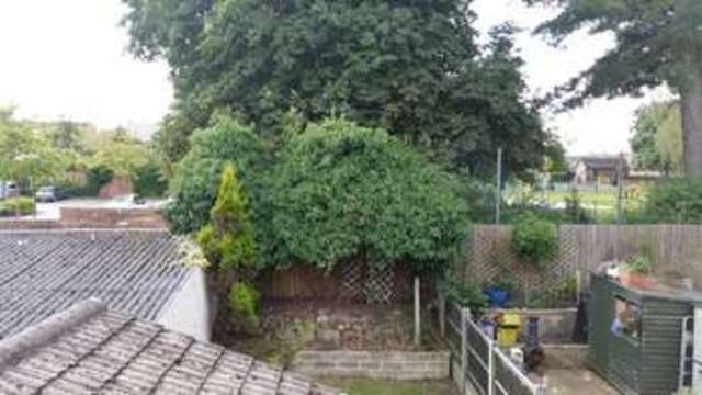  Image of 3 Bedroom Terraced to rent at Victoria Road  Ripley, DE5 3FW