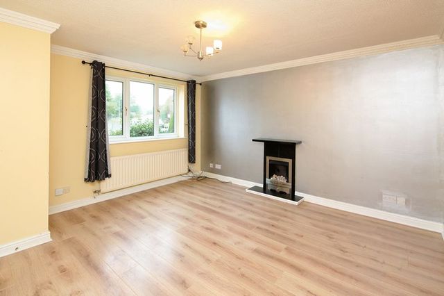  Image of 4 Bedroom Detached to rent at Walnut Close Aqueduct Telford, TF4 3TA