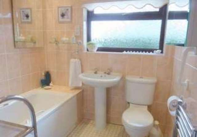 Image of 4 Bedroom Detached for sale at Wedgewood Drive Portskewett Caldicot, NP26 5TL