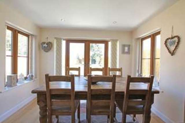 Image of 4 Bedroom Detached for sale at Salisbury Road West Wellow Romsey, SO51 6BU