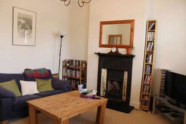  Image of 3 Bedroom Semi-Detached to rent at Albert Road  Ealing, W5 1RR