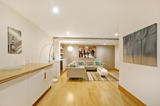  Image of 3 Bedroom Detached to rent at Botts Mews  London, W2 5AG