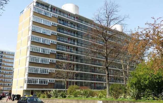  Image of 2 Bedroom Flat to rent at Churchill Gardens Road  London, SW1V 3DS